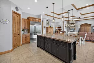 2093 N Lone Rock Dr, Saint George, UT 84770 - Photo 18