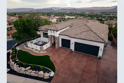2093 N Lone Rock Dr, Saint George, UT 84770 - Photo 2