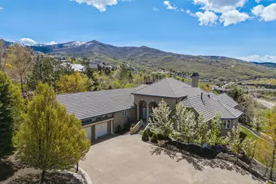 1714 Ridge Point Dr E, Bountiful, UT 84010 - Photo 2