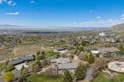 1714 Ridge Point Dr E, Bountiful, UT 84010 - Photo 10