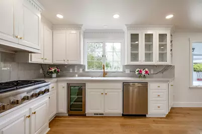 325 N Federal Heights Cir, Salt Lake City, UT 84103 - Photo 12