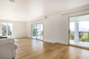 325 N Federal Heights Circle, Salt Lake City, UT 84103 - Photo 6