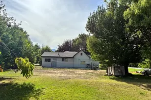 96 N Main, Millville, UT 84326 - Photo 14