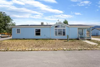 810 E 200 S #12, Mount Pleasant, UT 84647 - Photo 1