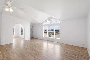 810 E 200 S, Mount Pleasant, UT 84647 - Photo 4