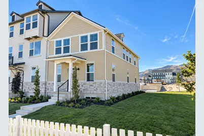 931 W Halvorsen Pkwy #225, Saratoga Springs, UT 84045 - Photo 2