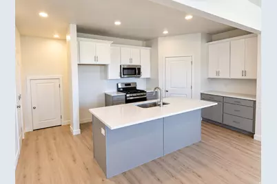 931 W Halvorsen Pkwy #225, Saratoga Springs, UT 84045 - Photo 8