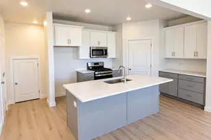 931 W Halvorsen Parkway, Saratoga Springs, UT 84045 - Photo 8