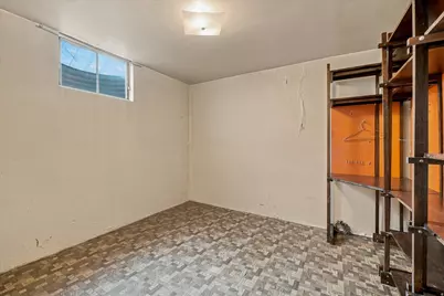 9855 S Sunflower Ln E, Sandy, UT 84094 - Photo 24