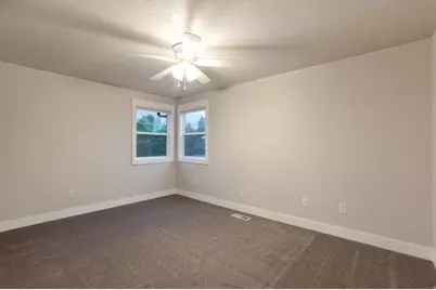 445 N 2800 E, Layton, UT 84040 - Photo 16
