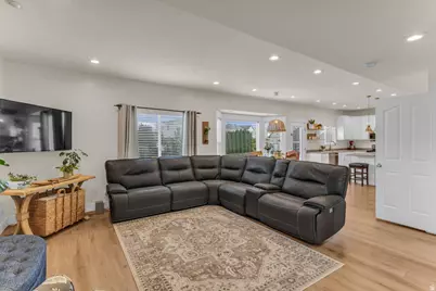 188 E Centennial Cv, Lehi, UT 84043 - Photo 16