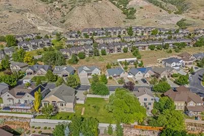 10479 Colonial Dr, Cedar Hills, UT 84062 - Photo 24