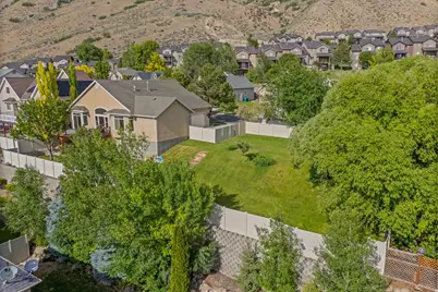 10479 Colonial Dr, Cedar Hills, UT 84062 - Photo 28
