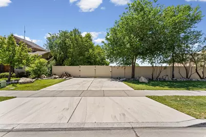 10479 Colonial Dr, Cedar Hills, UT 84062 - Photo 12