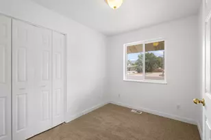 380 S 100 E, Mount Pleasant, UT 84647 - Photo 14