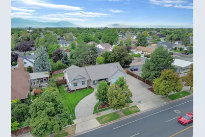 1042 E Center St, Orem, UT 84097 - Photo 34