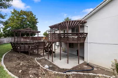 1042 E Center St, Orem, UT 84097 - Photo 30