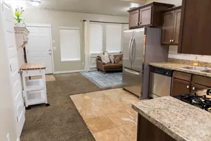 1008 N Shepard Crk Pkwy, Farmington, UT 84025 - Photo 14
