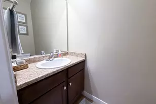 1008 N Shepard Crk Pkwy, Farmington, UT 84025 - Photo 12