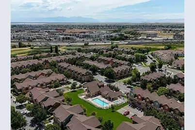 1008 N Shepard Creek Pkwy #9, Farmington, UT 84025 - Photo 40