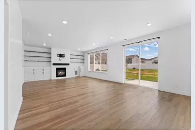 1312 E 425 S, Hyrum, UT 84319 - Photo 12