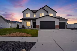 1312 E 425 S, Hyrum, UT 84319 - Photo 1