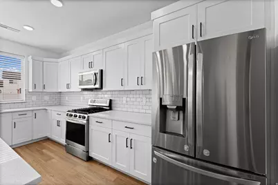 1312 E 425 S, Hyrum, UT 84319 - Photo 8