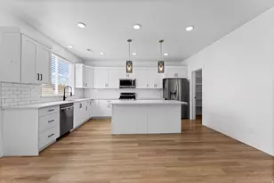 1312 E 425 S, Hyrum, UT 84319 - Photo 4