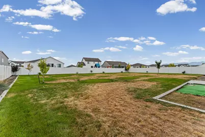 1312 E 425 S, Hyrum, UT 84319 - Photo 40