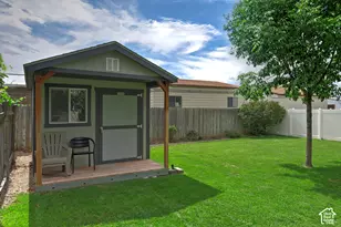 236 E Ashbrook Circle, Midvale, UT 84047 - Photo 34