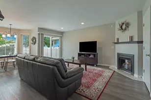 236 E Ashbrook Circle, Midvale, UT 84047 - Photo 16