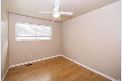 4963 S 2275 W, Roy, UT 84067 - Photo 16