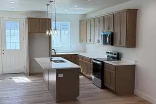 1736 N Northview Ln, Salem, UT 84653 - Photo 1