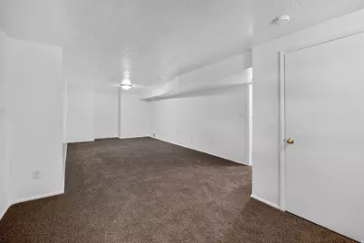 12881 S 1980 W, Riverton, UT 84065 - Photo 14