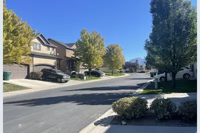 2581 W Cottonwood Dr, Lehi, UT 84048 - Photo 38