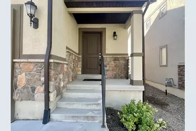 2581 W Cottonwood Dr, Lehi, UT 84048 - Photo 2