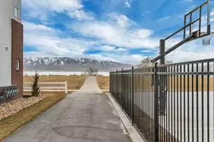 563 N 360 W, Vineyard, UT 84059 - Photo 42