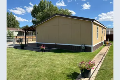 300 E 600 S, Roosevelt, UT 84066 - Photo 20