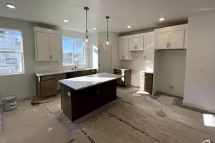 980 N Hay Ln W, Farmington, UT 84025 - Photo 8