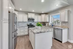322 W Lariat Blvd, Saratoga Springs, UT 84045 - Photo 10