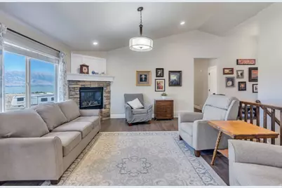322 W Lariat Blvd, Saratoga Springs, UT 84045 - Photo 8