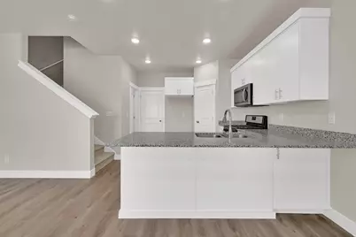 924 W 960 N, Tremonton, UT 84337 - Photo 10
