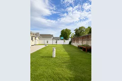8672 S McGinnis Ln, West Jordan, UT 84081 - Photo 8