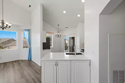 963 N Shetland Ln W, Farmington, UT 84025 - Photo 18