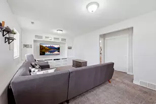 42 Country Bend Rd, Farmington, UT 84025 - Photo 12