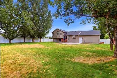 42 Country Bend Rd, Farmington, UT 84025 - Photo 26