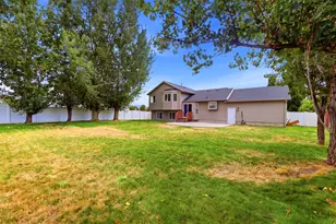 42 Country Bend Rd, Farmington, UT 84025 - Photo 26