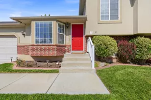 42 Country Bend Rd, Farmington, UT 84025 - Photo 2
