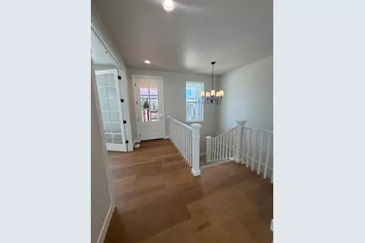 819 E 370 N #03, Salem, UT 84653 - Photo 2