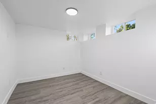 933 W 2300 N, Clinton, UT 84015 - Photo 30